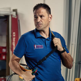 Historia de Electricista- Currantes